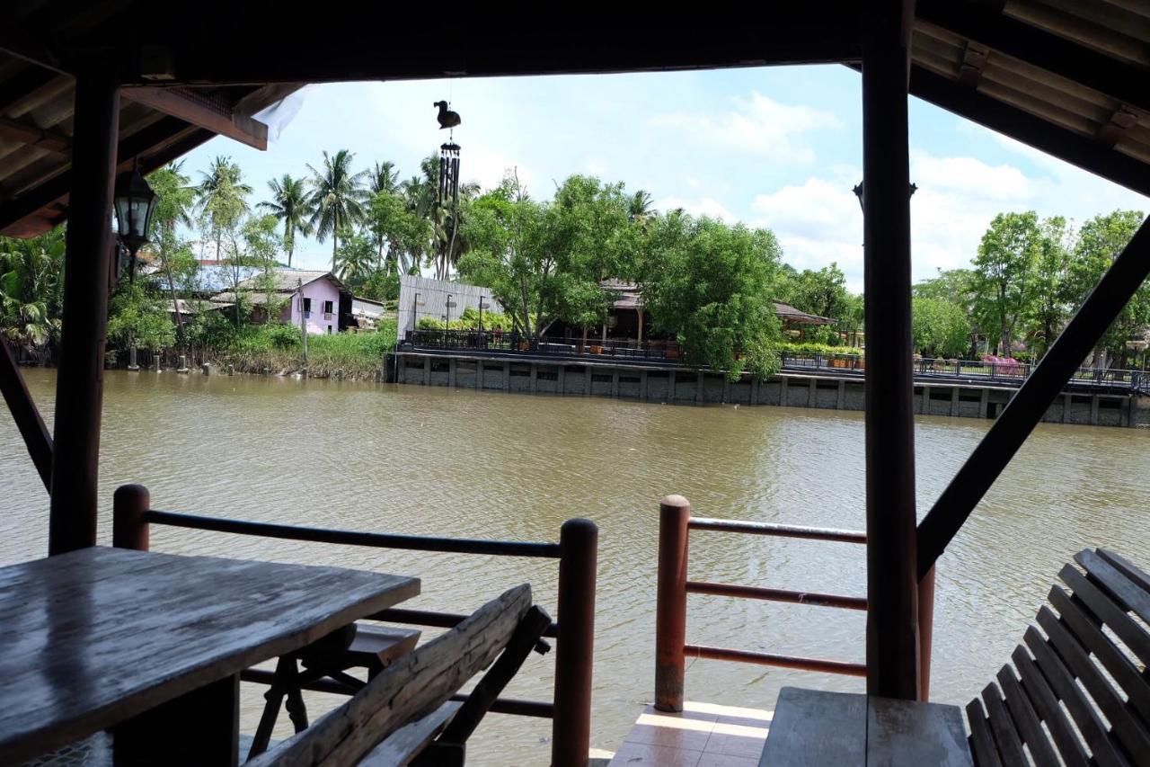 Ruennamyen Resort Amphawa Szamutszongkhram Kültér fotó