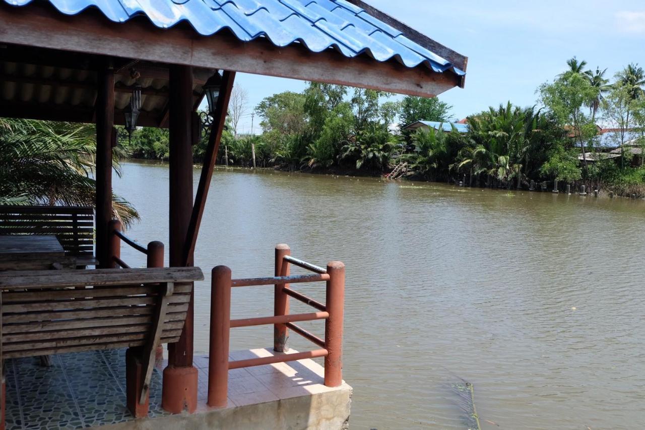 Ruennamyen Resort Amphawa Szamutszongkhram Kültér fotó