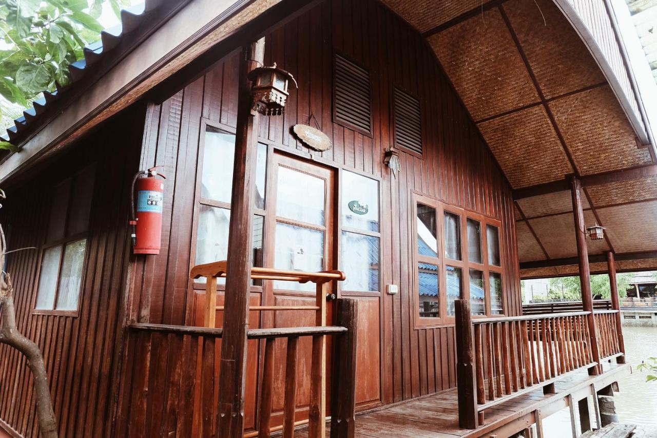 Ruennamyen Resort Amphawa Szamutszongkhram Kültér fotó