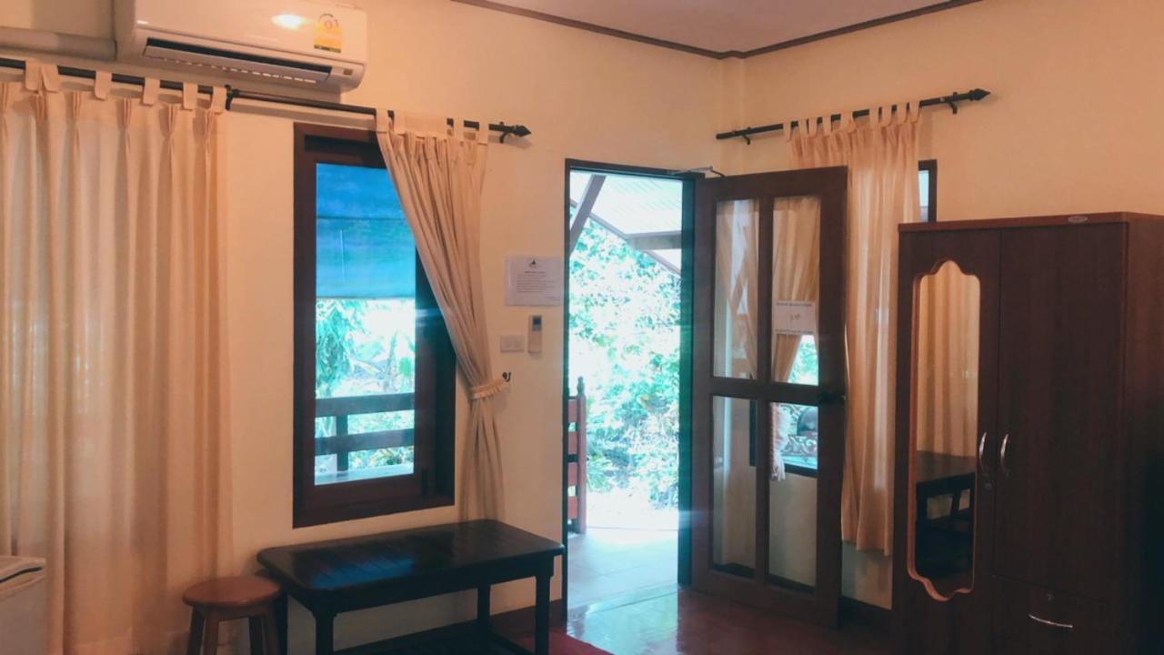 Ruennamyen Resort Amphawa Szamutszongkhram Kültér fotó