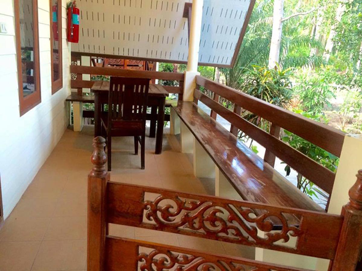 Ruennamyen Resort Amphawa Szamutszongkhram Kültér fotó
