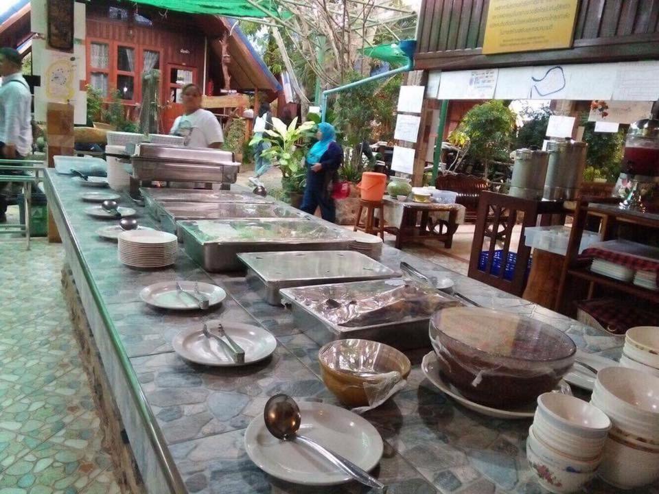 Ruennamyen Resort Amphawa Szamutszongkhram Kültér fotó